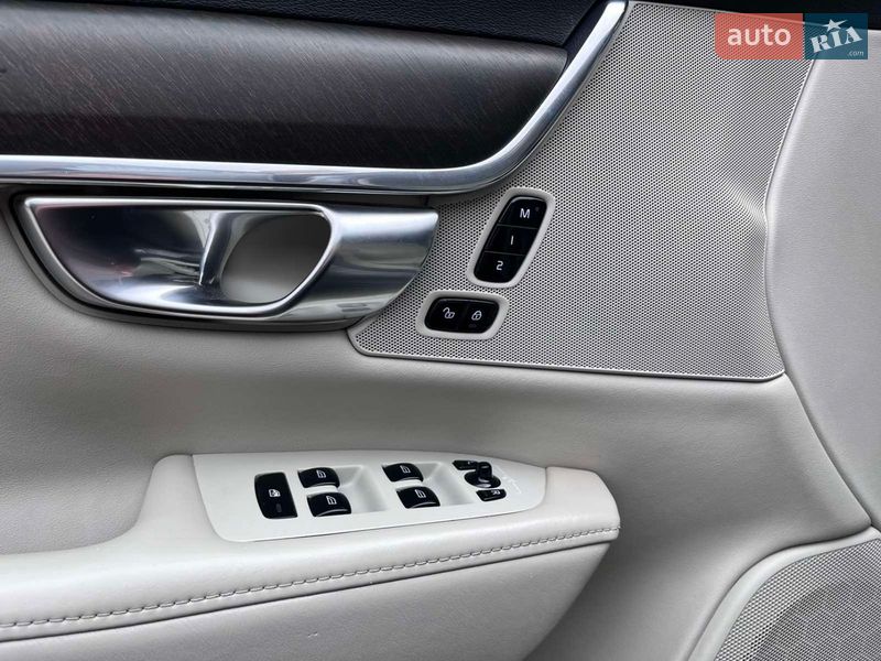 Универсал Volvo V90 2017 в Ивано-Франковске