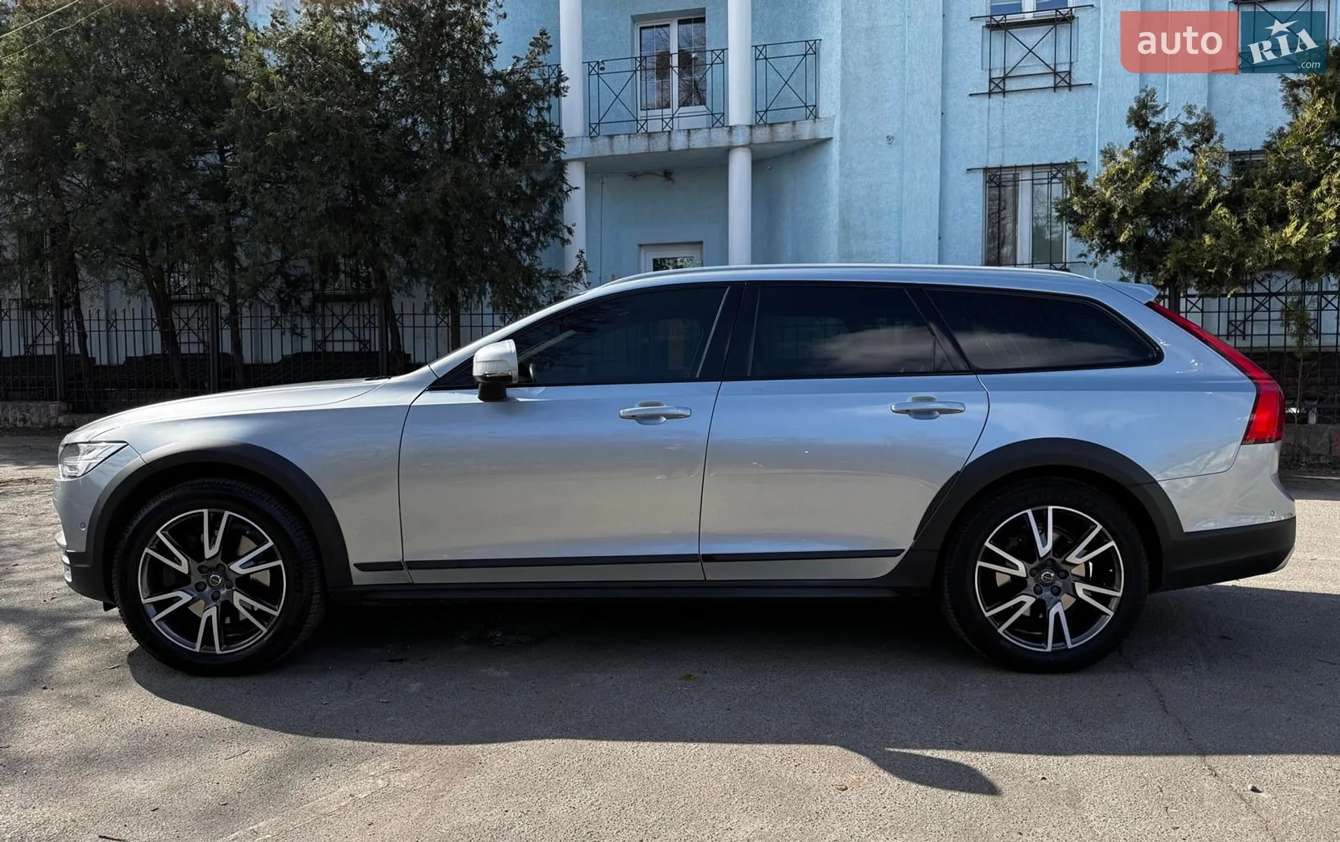 2017 Volvo V90 - мініатюра 23