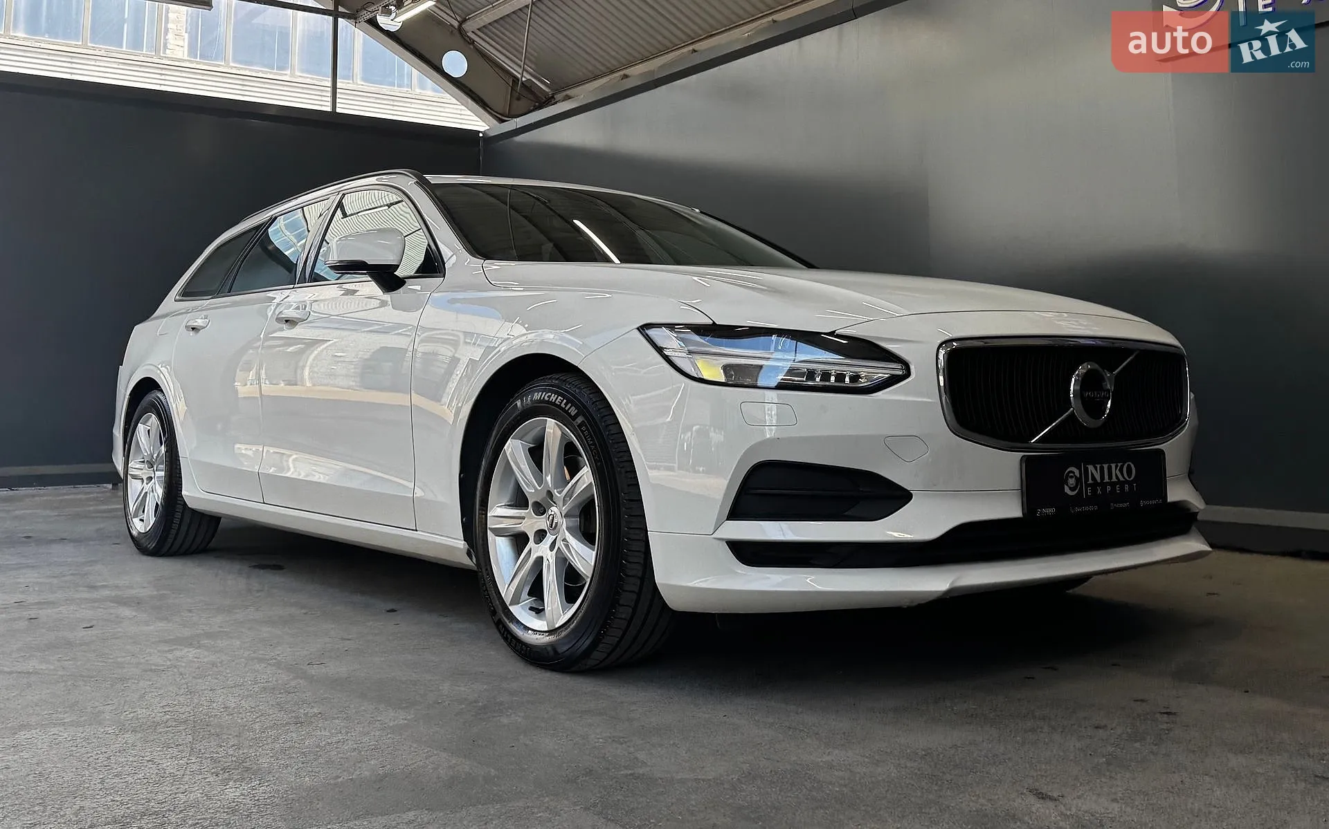 2017 Volvo V90 - мініатюра 21