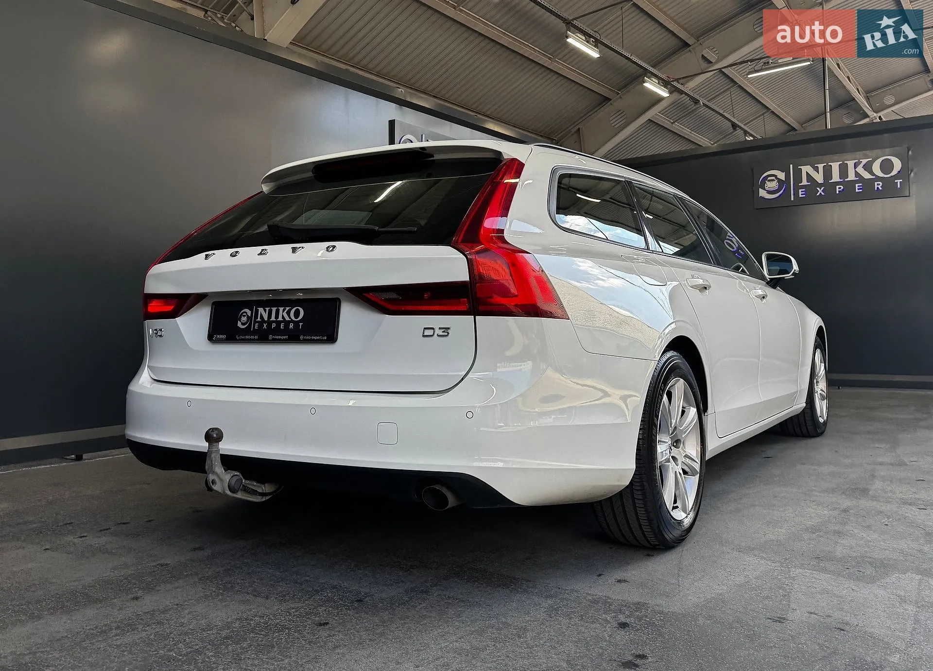 2017 Volvo V90 - мініатюра 14