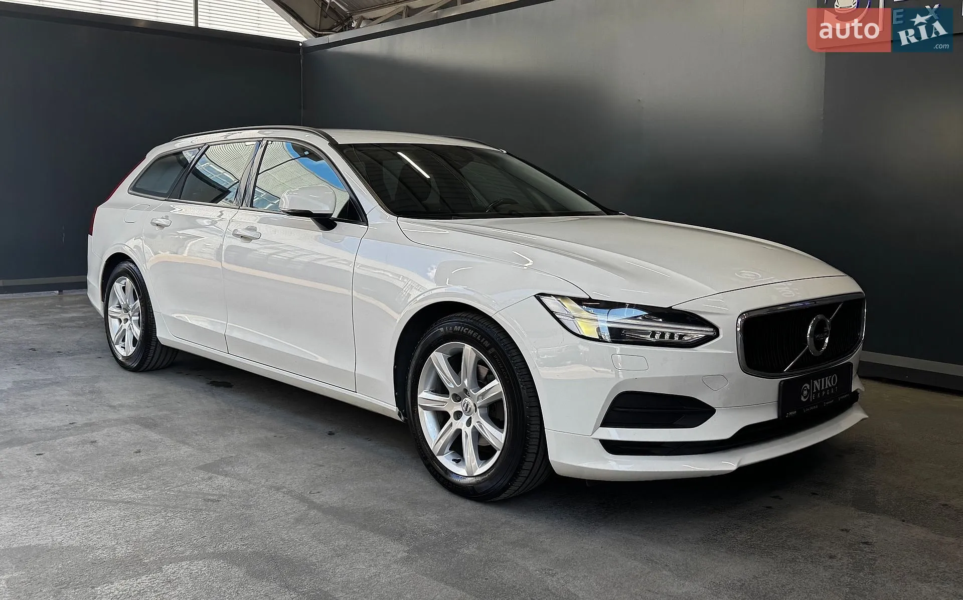 2017 Volvo V90 - мініатюра 20