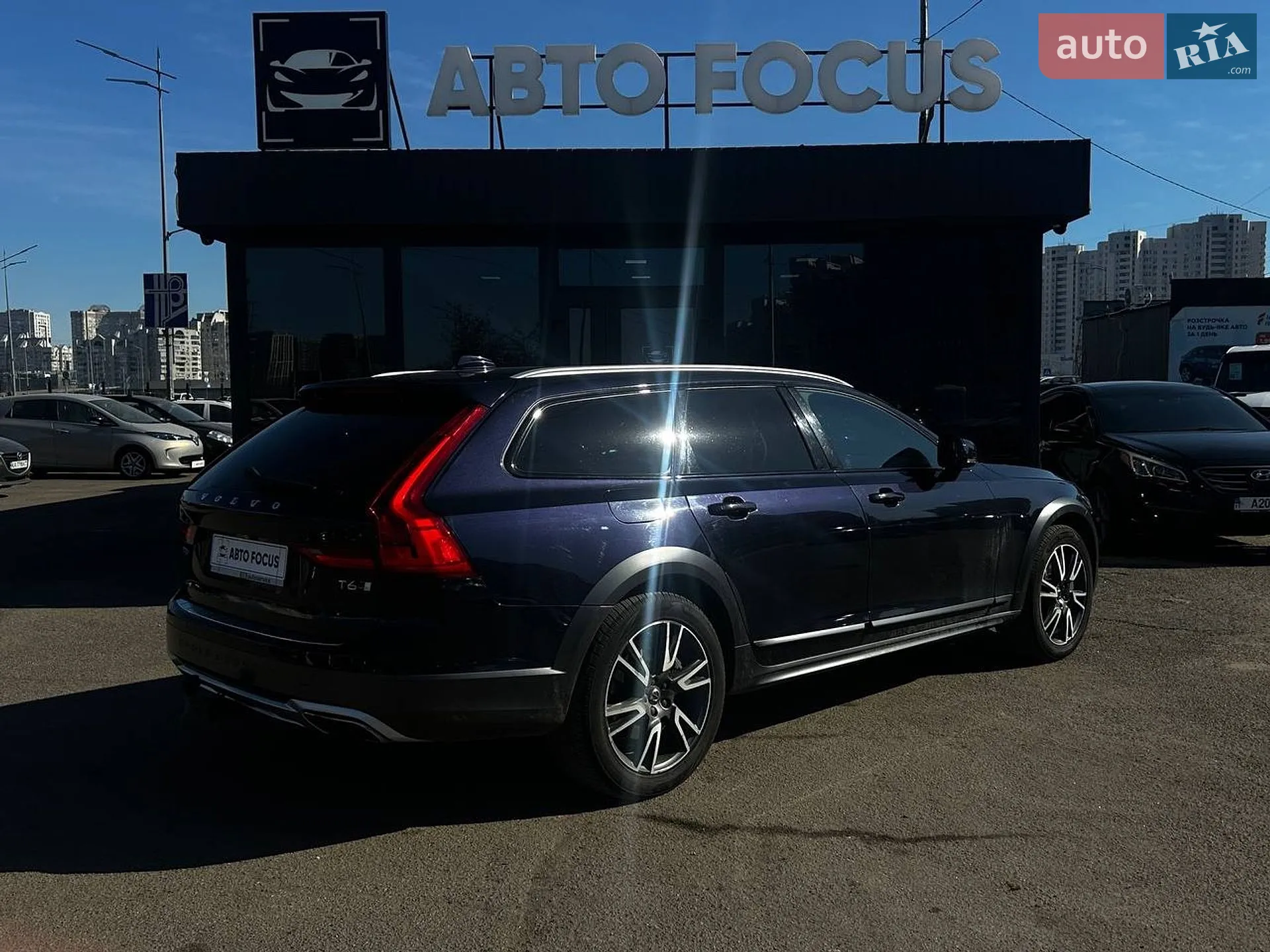2017 Volvo V90 - мініатюра 7