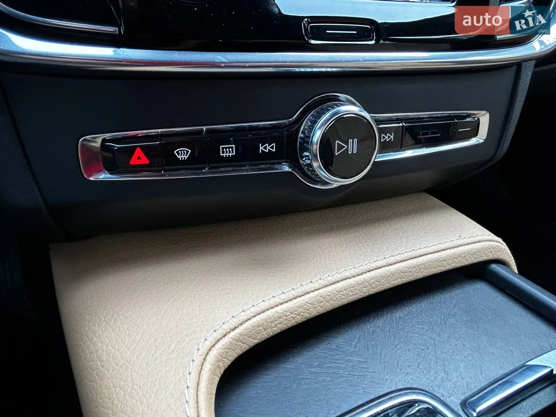 2017 Volvo V90 - мініатюра 29