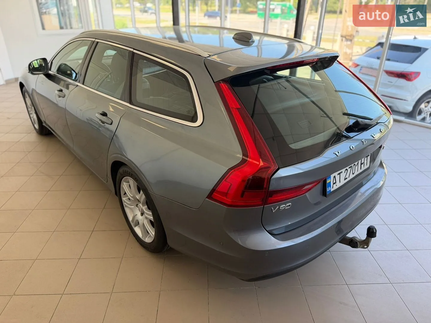 2017 Volvo V90 - мініатюра 11