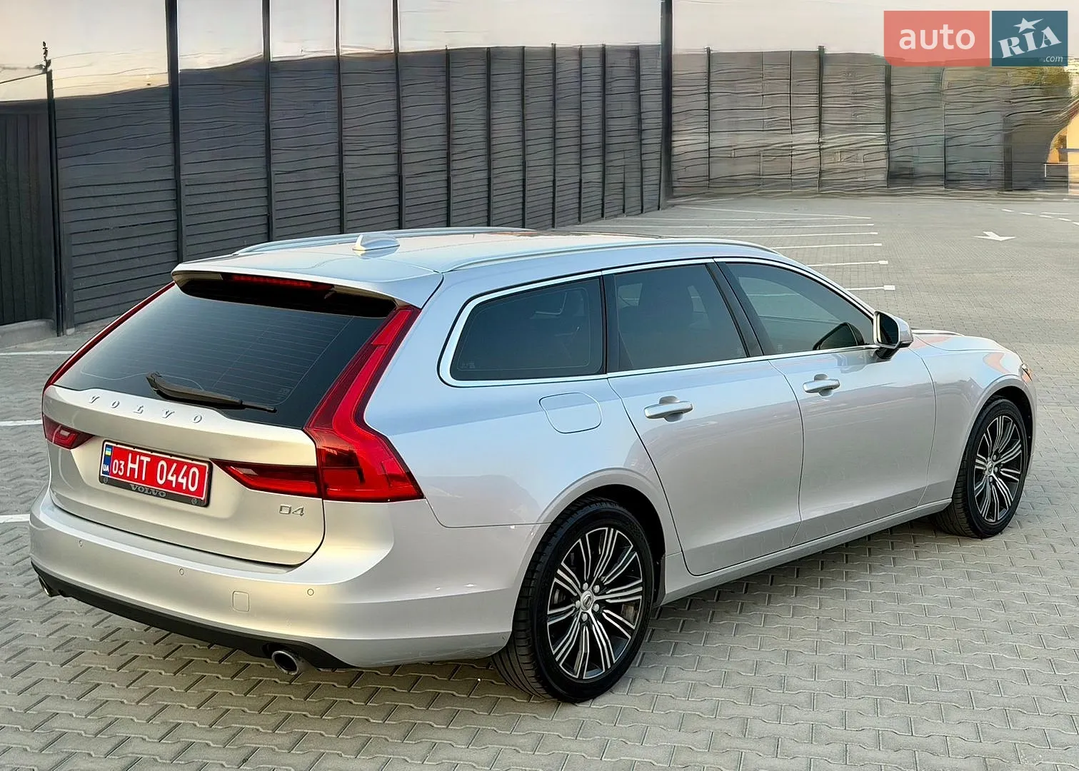 2017 Volvo V90 - мініатюра 43