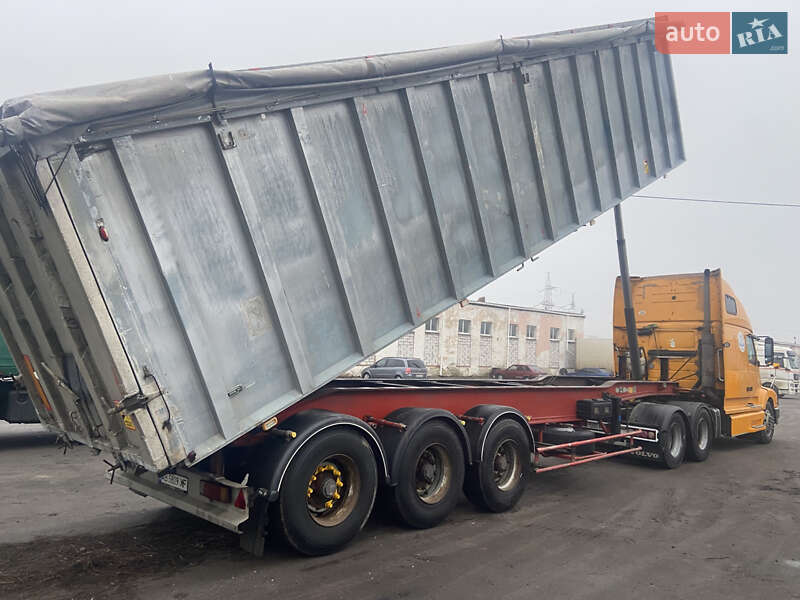 Самоскид Volvo VNL 660 2002 в Вінниці