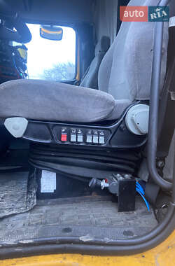 Самосвал Volvo VNL 660 2002 в 