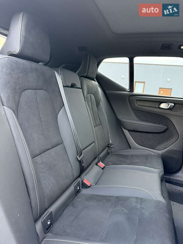 Внедорожник / Кроссовер Volvo XC40 Recharge 2024 в Ровно