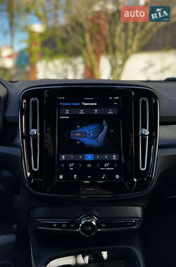 Внедорожник / Кроссовер Volvo XC40 Recharge 2022 в 