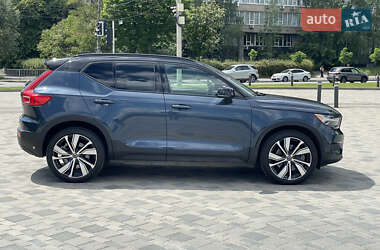 Внедорожник / Кроссовер Volvo XC40 Recharge 2021 в 