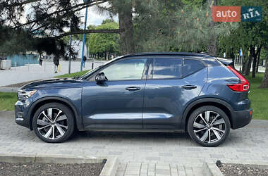 Внедорожник / Кроссовер Volvo XC40 Recharge 2021 в 