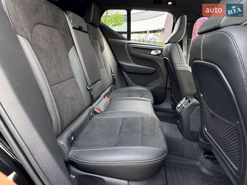 Внедорожник / Кроссовер Volvo XC40 Recharge 2021 в Киеве