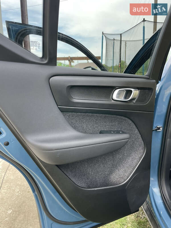 Внедорожник / Кроссовер Volvo XC40 Recharge 2022 в Богородчанах