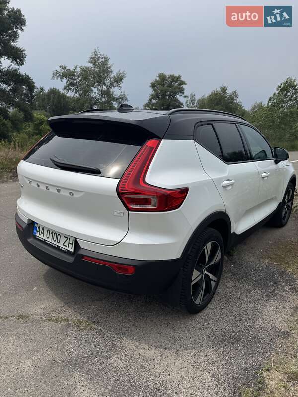 Внедорожник / Кроссовер Volvo XC40 Recharge 2021 в Киеве