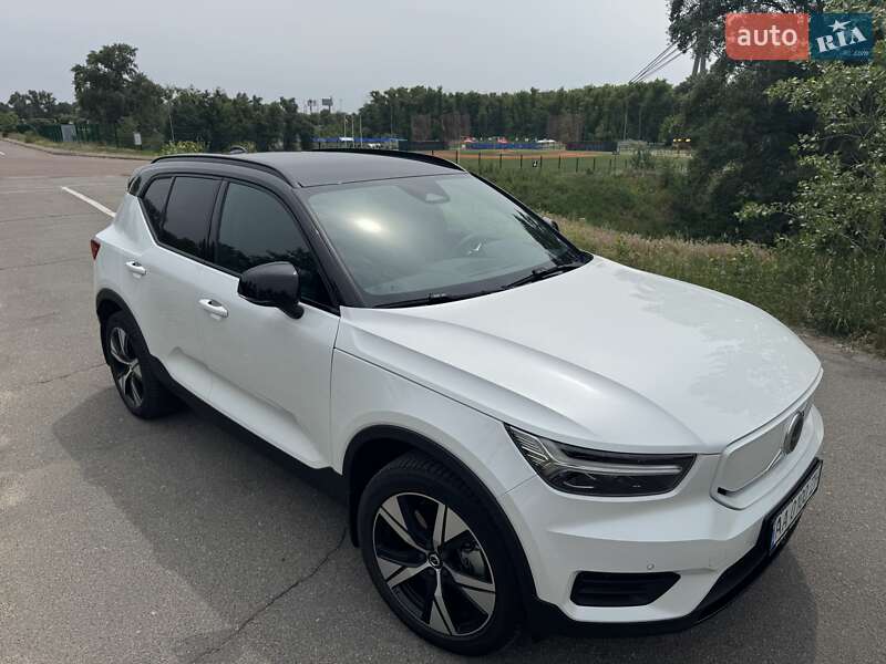 Внедорожник / Кроссовер Volvo XC40 Recharge 2021 в Киеве