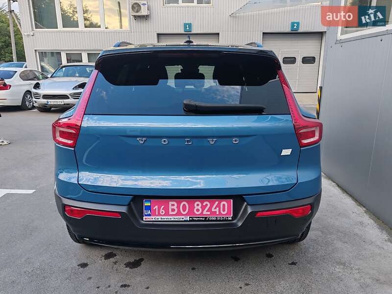 Позашляховик / Кросовер Volvo XC40 Recharge 2023 в Чернівцях
