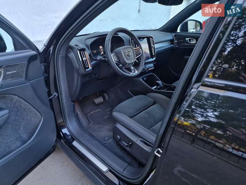Внедорожник / Кроссовер Volvo XC40 Recharge 2022 в Одессе