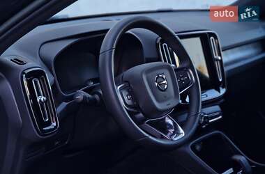 Внедорожник / Кроссовер Volvo XC40 Recharge 2022 в 