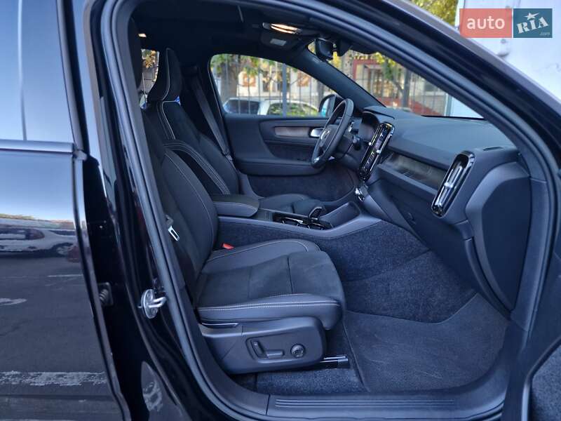Внедорожник / Кроссовер Volvo XC40 Recharge 2022 в Одессе