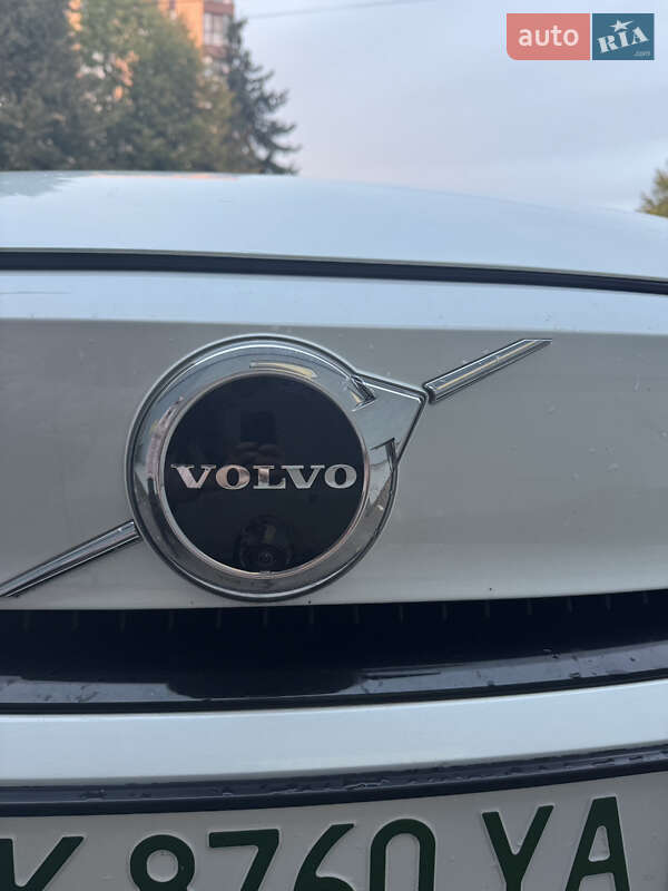 Внедорожник / Кроссовер Volvo XC40 Recharge 2022 в Ровно