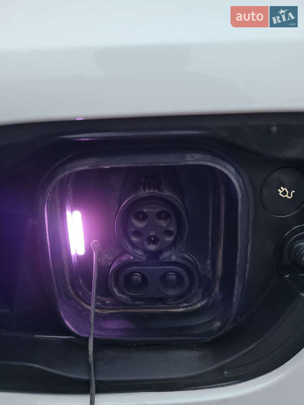 Внедорожник / Кроссовер Volvo XC40 Recharge 2022 в Ровно