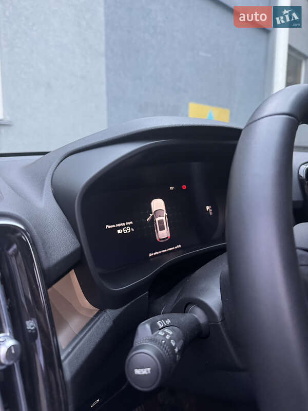 Внедорожник / Кроссовер Volvo XC40 Recharge 2022 в Ровно