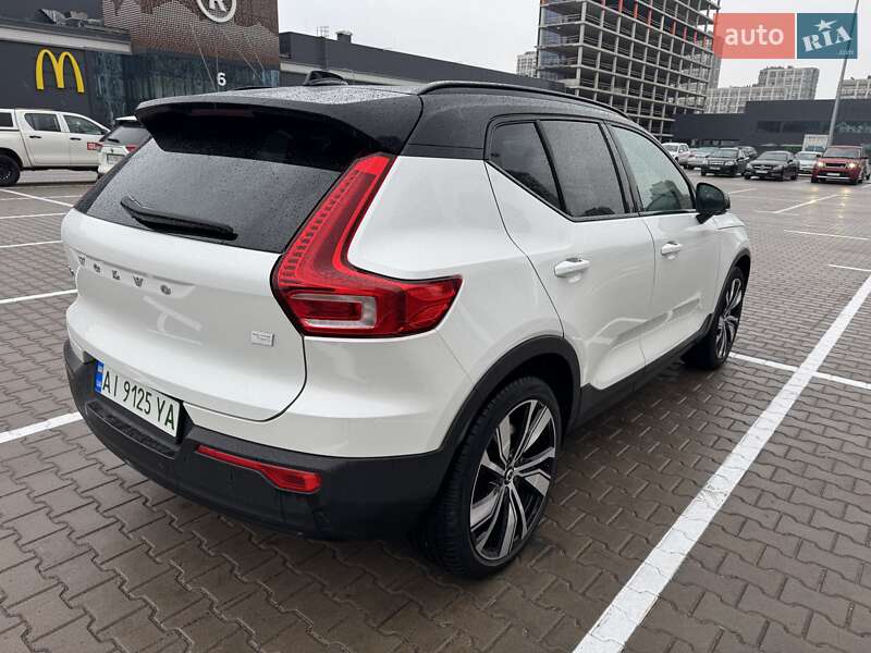 Позашляховик / Кросовер Volvo XC40 Recharge 2021 в Києві