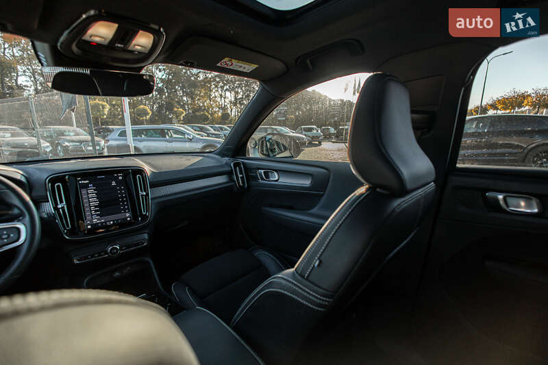 Внедорожник / Кроссовер Volvo XC40 Recharge 2021 в Львове