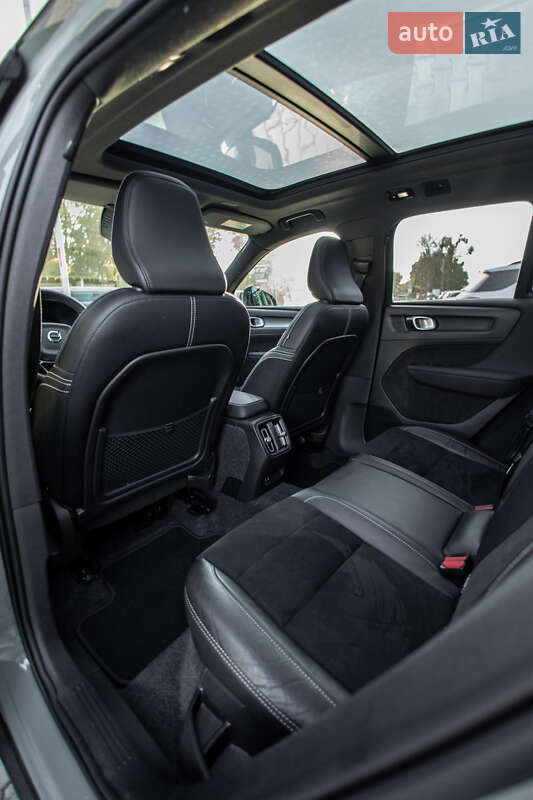 Внедорожник / Кроссовер Volvo XC40 Recharge 2021 в Львове