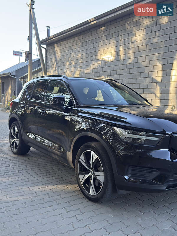 Внедорожник / Кроссовер Volvo XC40 Recharge 2023 в Ровно
