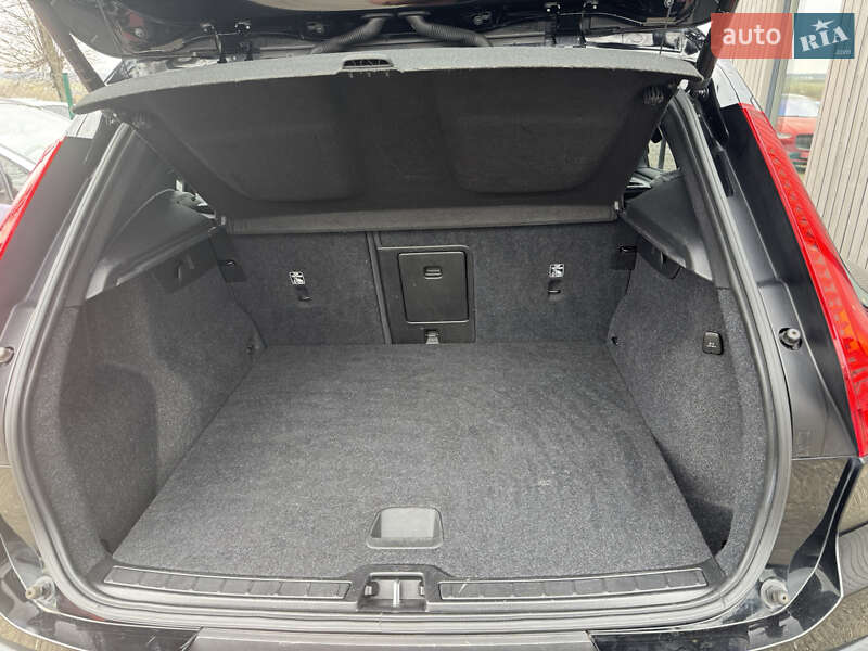 Позашляховик / Кросовер Volvo XC40 Recharge 2020 в Тернополі