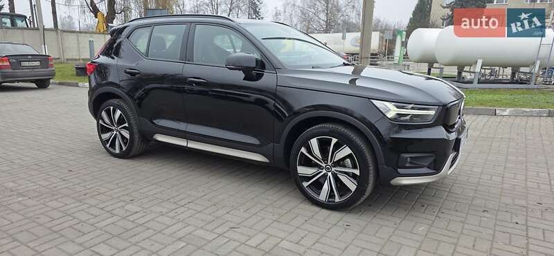 Позашляховик / Кросовер Volvo XC40 Recharge 2021 в Тернополі