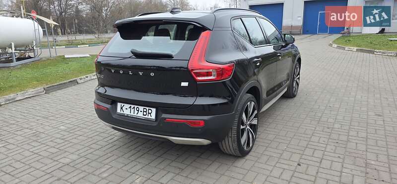 Позашляховик / Кросовер Volvo XC40 Recharge 2021 в Тернополі