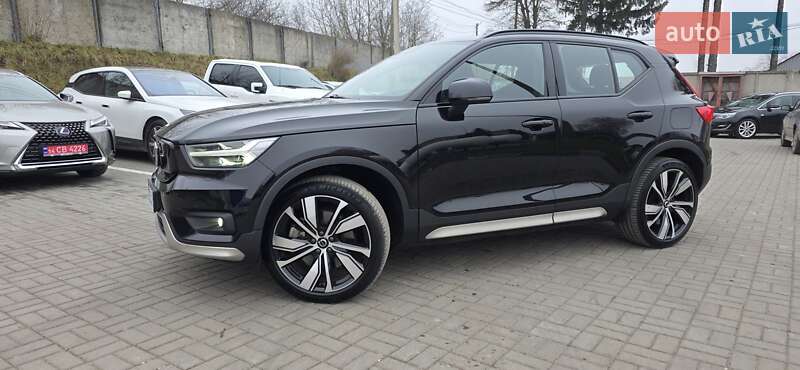 Позашляховик / Кросовер Volvo XC40 Recharge 2021 в Тернополі