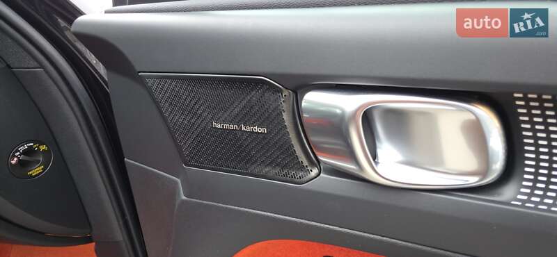 Позашляховик / Кросовер Volvo XC40 Recharge 2021 в Тернополі