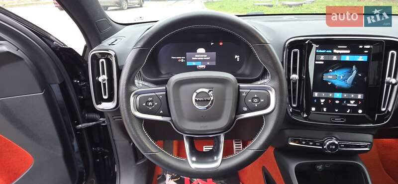 Позашляховик / Кросовер Volvo XC40 Recharge 2021 в Тернополі