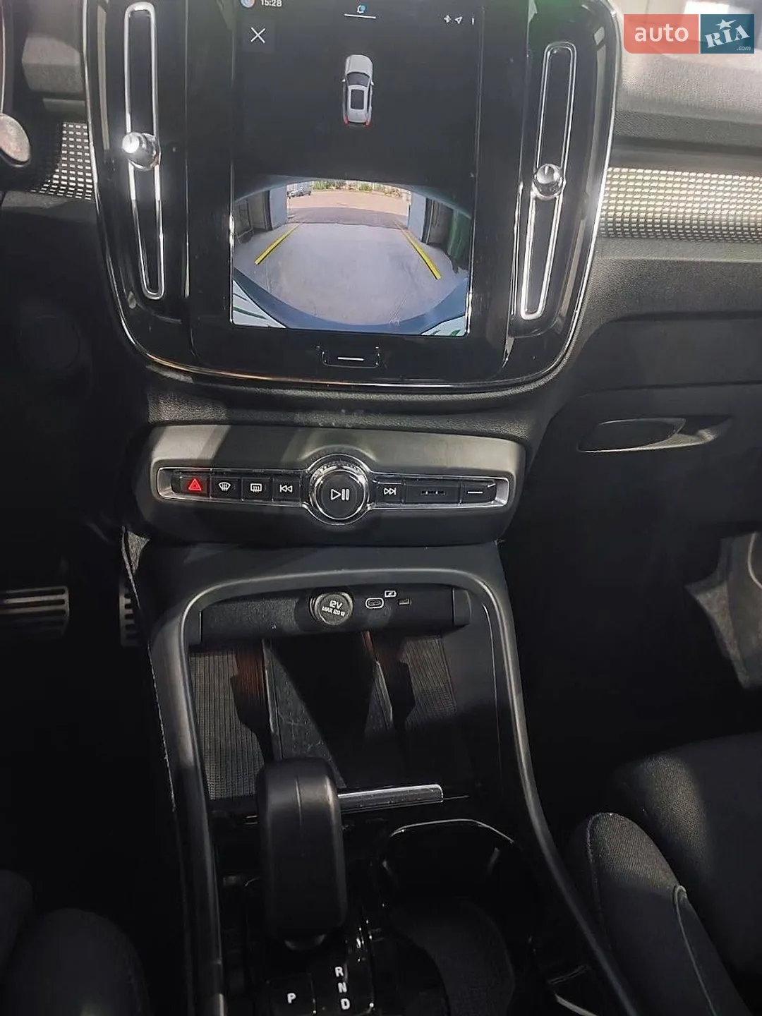 2022 Volvo XC40 - мініатюра 12