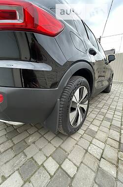 Позашляховик / Кросовер Volvo XC40 2018 в Дніпрі