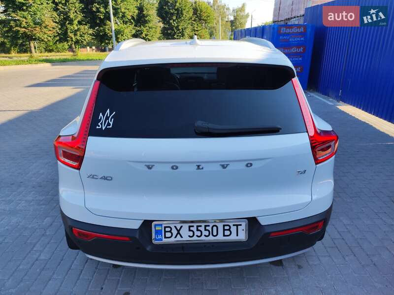 Внедорожник / Кроссовер Volvo XC40 2019 в Шепетовке