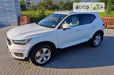 Внедорожник / Кроссовер Volvo XC40 2019 в Шепетовке