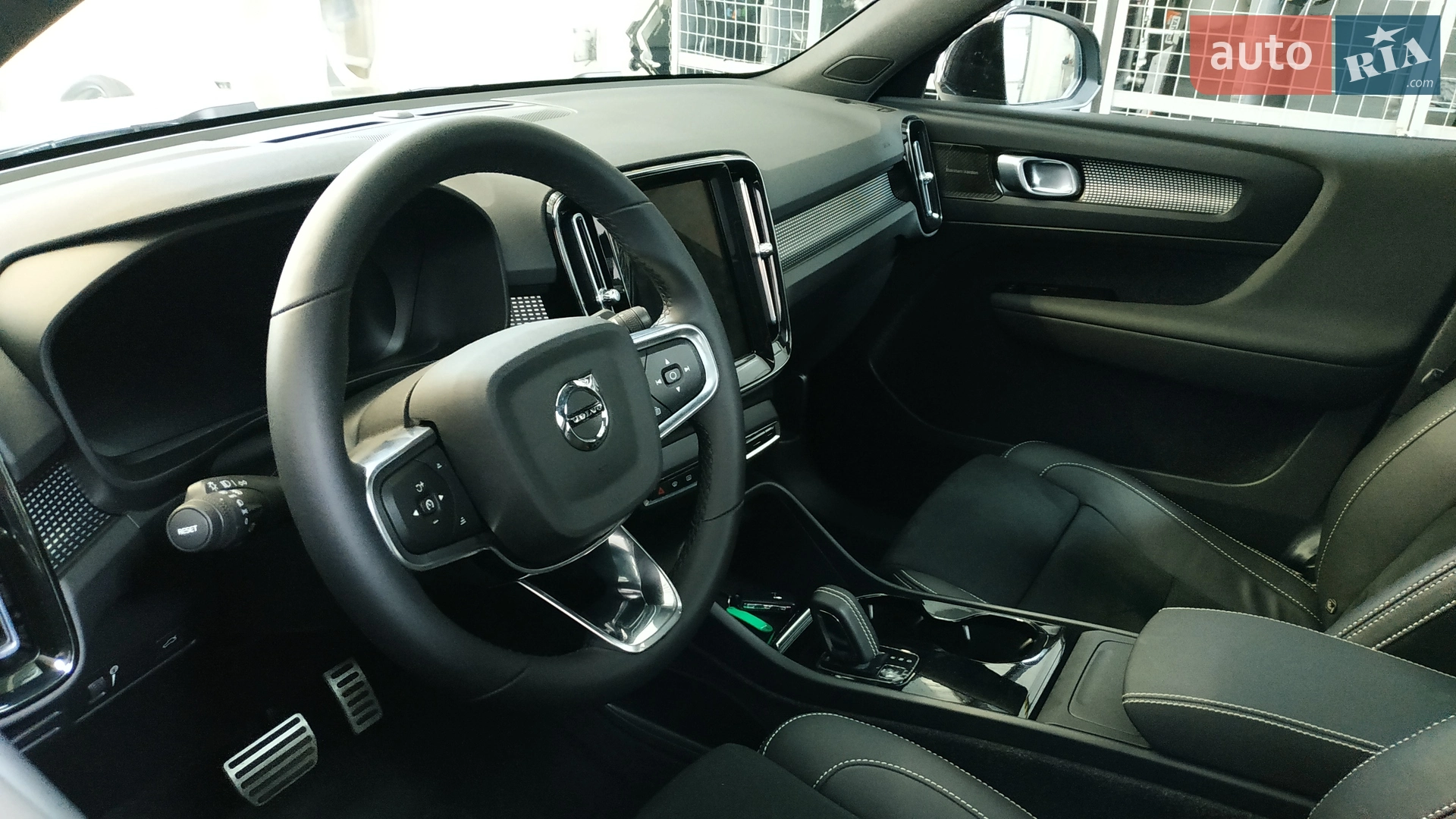 2021 Volvo XC40 - мініатюра 3