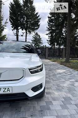 Внедорожник / Кроссовер Volvo XC40 2021 в Староконстантинове