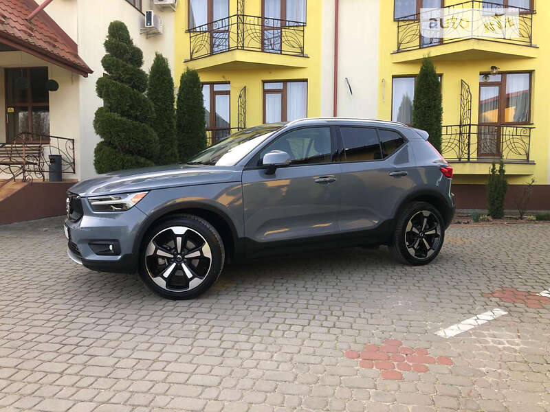 Внедорожник / Кроссовер Volvo XC40 2020 в Трускавце