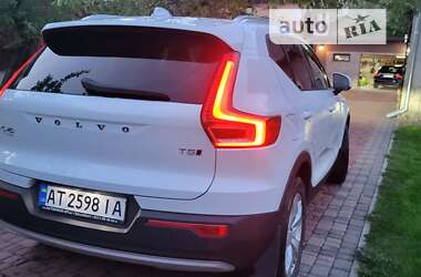 Внедорожник / Кроссовер Volvo XC40 2021 в Ивано-Франковске