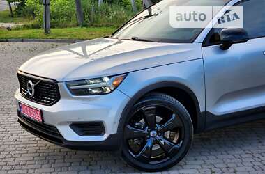 Позашляховик / Кросовер Volvo XC40 2018 в Львові