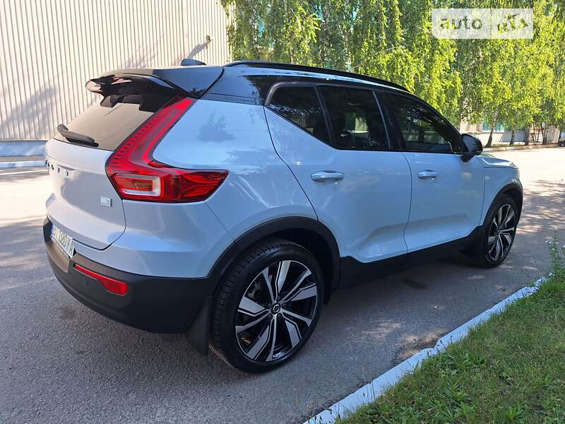Внедорожник / Кроссовер Volvo XC40 2021 в Полтаве