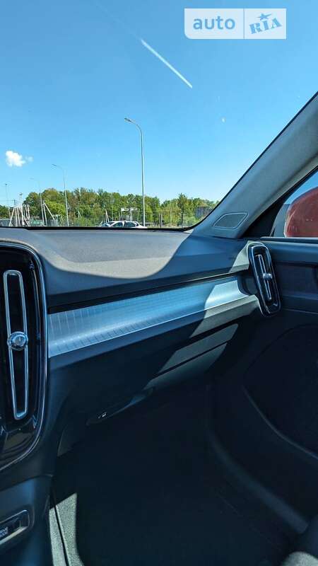 Внедорожник / Кроссовер Volvo XC40 2018 в Львове фото 17 Внедорожник / Кроссовер Volvo XC40 2018 в Львове