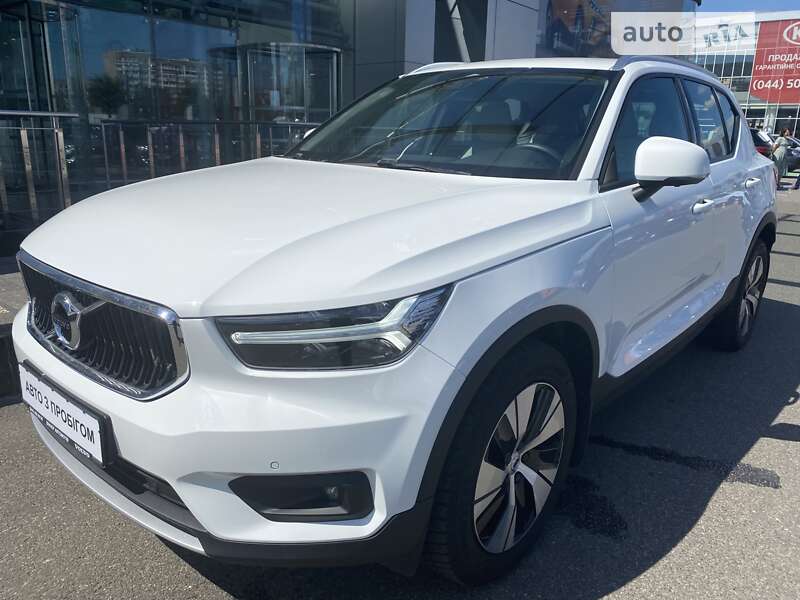 Внедорожник / Кроссовер Volvo XC40 2020 в Киеве