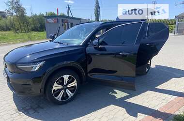 Позашляховик / Кросовер Volvo XC40 2022 в Мостиській