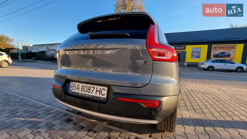 Внедорожник / Кроссовер Volvo XC40 2019 в Балте
